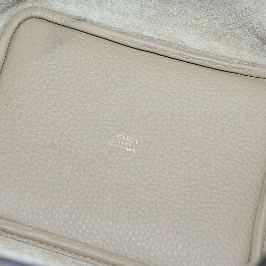 Hermes Picotin PM Taurillon Clemence Gold Handbag Trench Beige — view 7