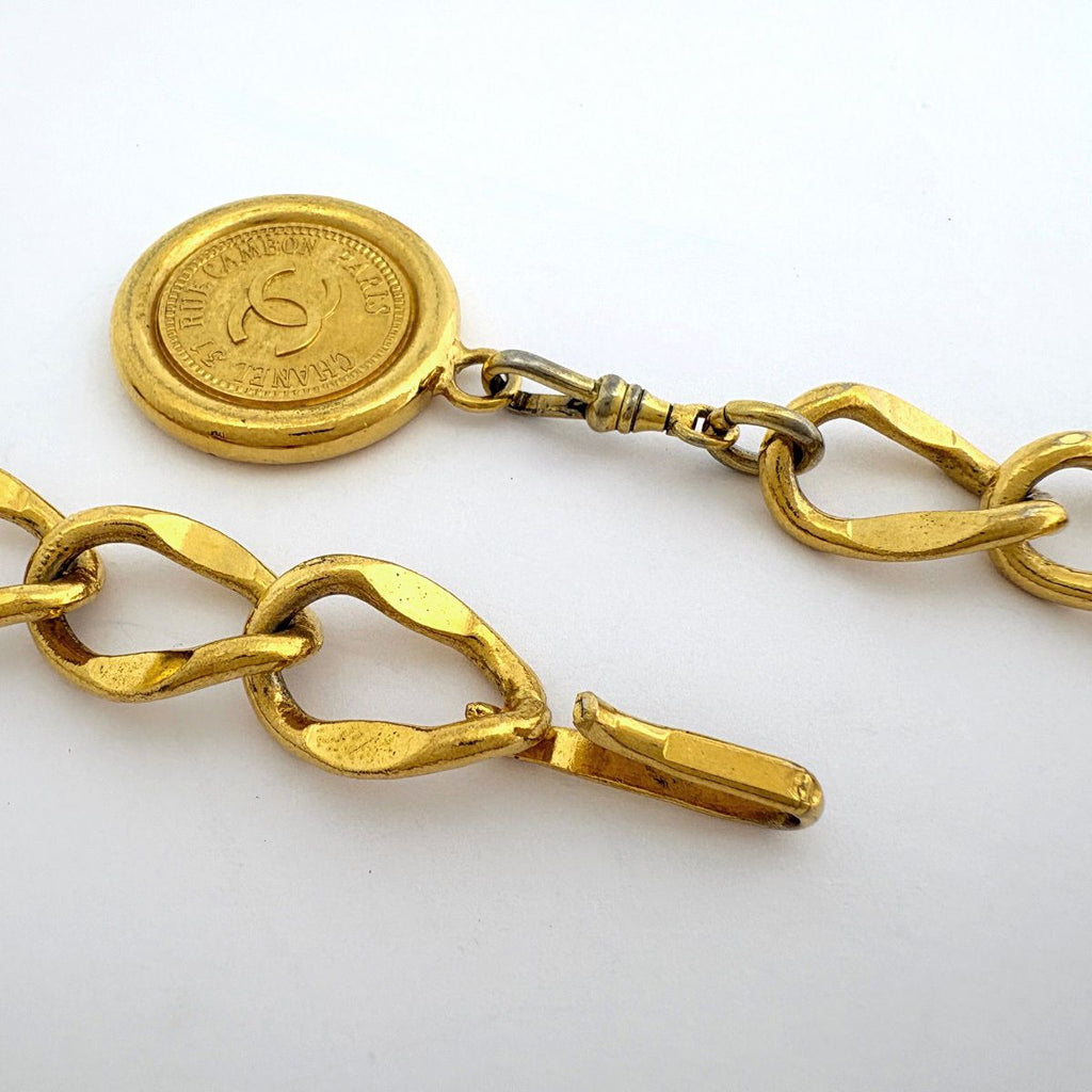 Chanel CC Logo Chain Belt Gold Plated — view 2