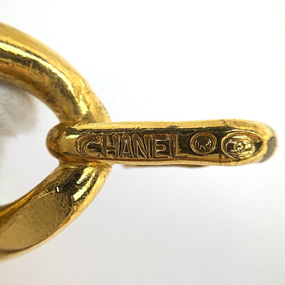 Chanel CC Logo Chain Belt Leather Gold Black — view 7