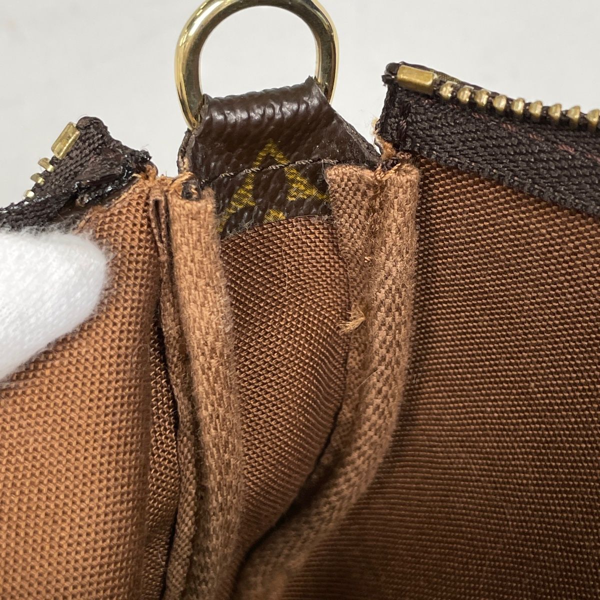 Louis Vuitton Pochette Makeup Cosmetics Pouch Monogram Brown — view 7