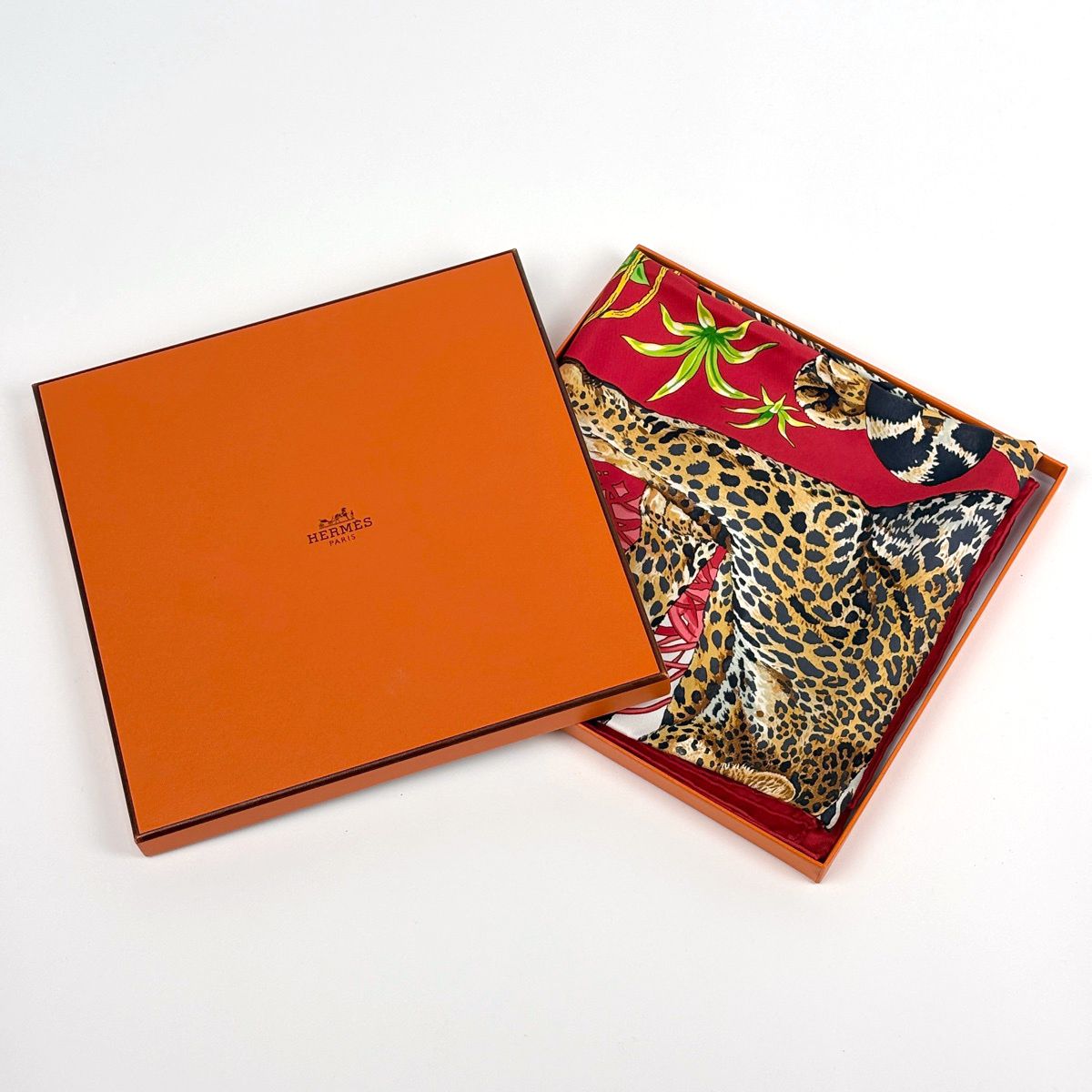 Hermes Carre 90 Jungle Love Leopard Print Scarf Silk Red White Multicolor — view 5