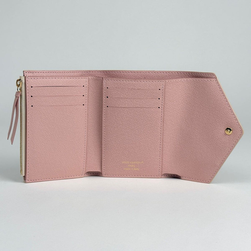Louis Vuitton Portefeuille Victorine Trifold Wallet Damier Azur White — view 6