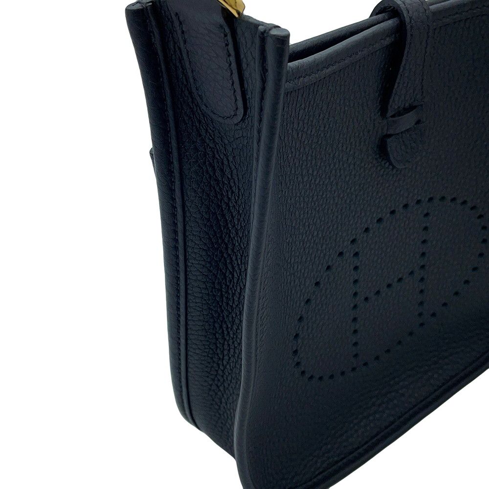 Hermes Shoulder Bag Evelyne 3 23 Black Gold Taurillon Clemence — view 6