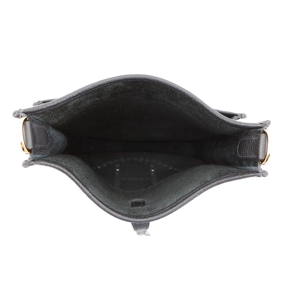 Hermes Shoulder Bag Evelyne 3 23 Black Gold Taurillon Clemence — view 5