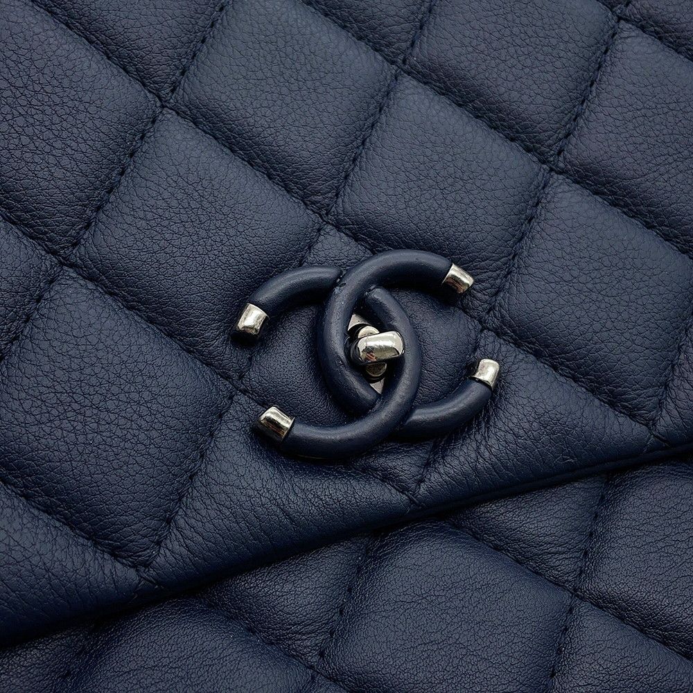 Chanel Chain Shoulder Bag Quilted CC Logo 2-Way — view 7