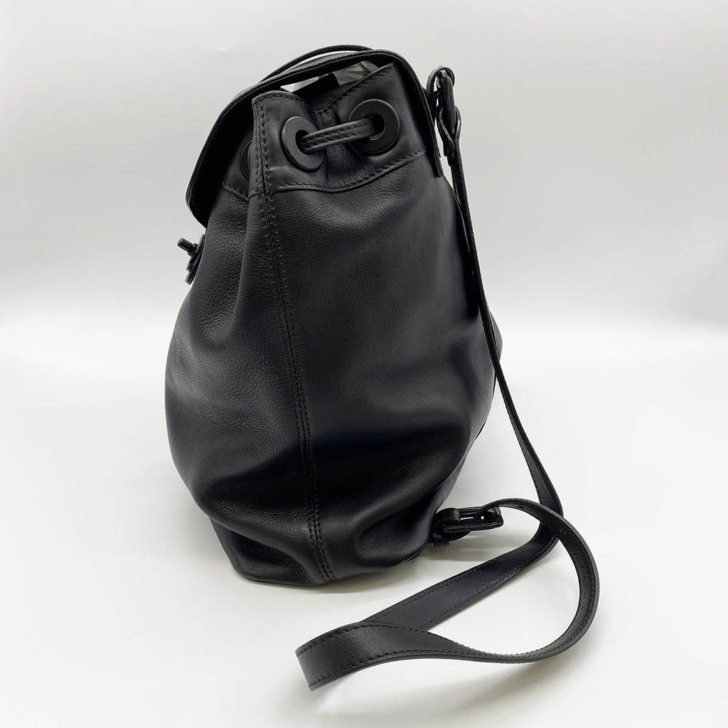 Chanel CC Logo Turnlock Backpack Leather Black Vintage — view 5