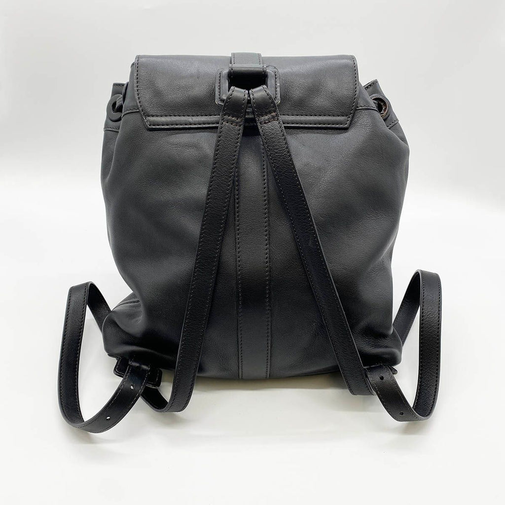 Chanel CC Logo Turnlock Backpack Leather Black Vintage — view 3