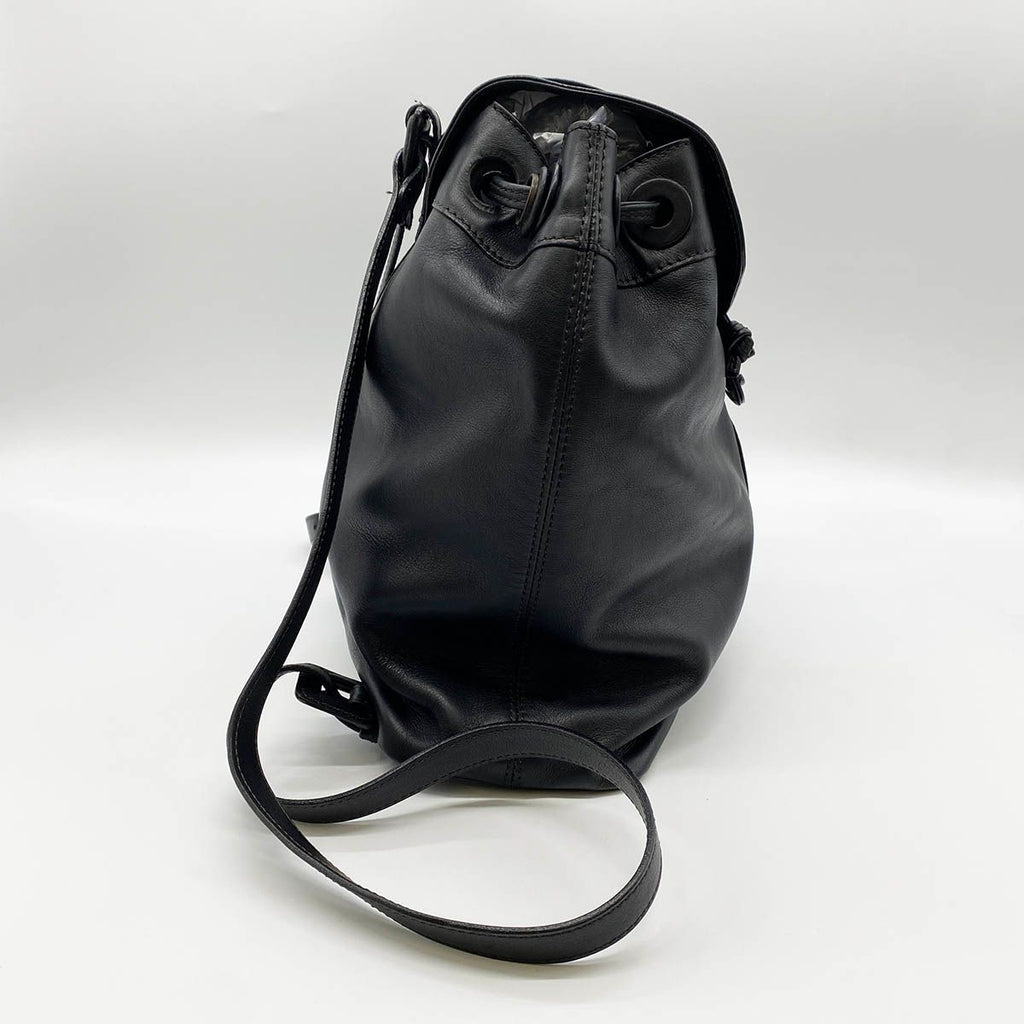 Chanel CC Logo Turnlock Backpack Leather Black Vintage — view 6