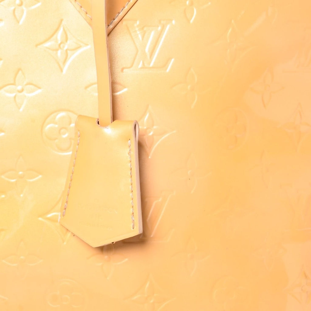 Louis Vuitton Monogram Vernis Alma GM Tote Purse Handbag Beige — view 7