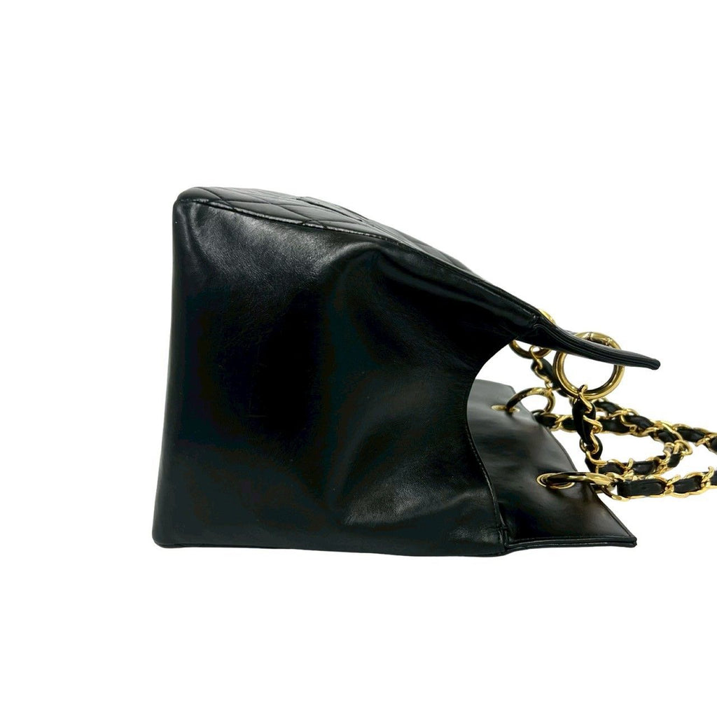 Chanel Card with Quilted CC Logo Jumbo CC Lambskin Tote Black — view 6
