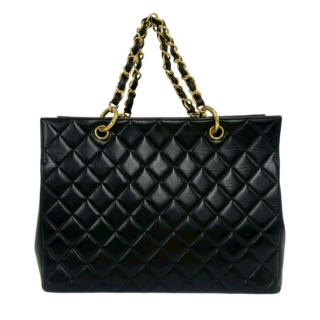 Chanel Card with Quilted CC Logo Jumbo CC Lambskin Tote Black — view 3