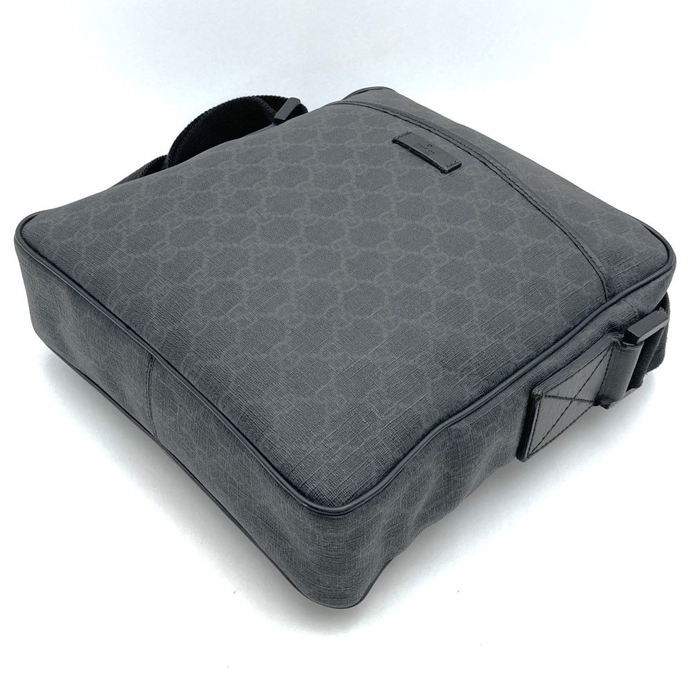 Gucci GG Supreme Shoulder Bag Black — view 2