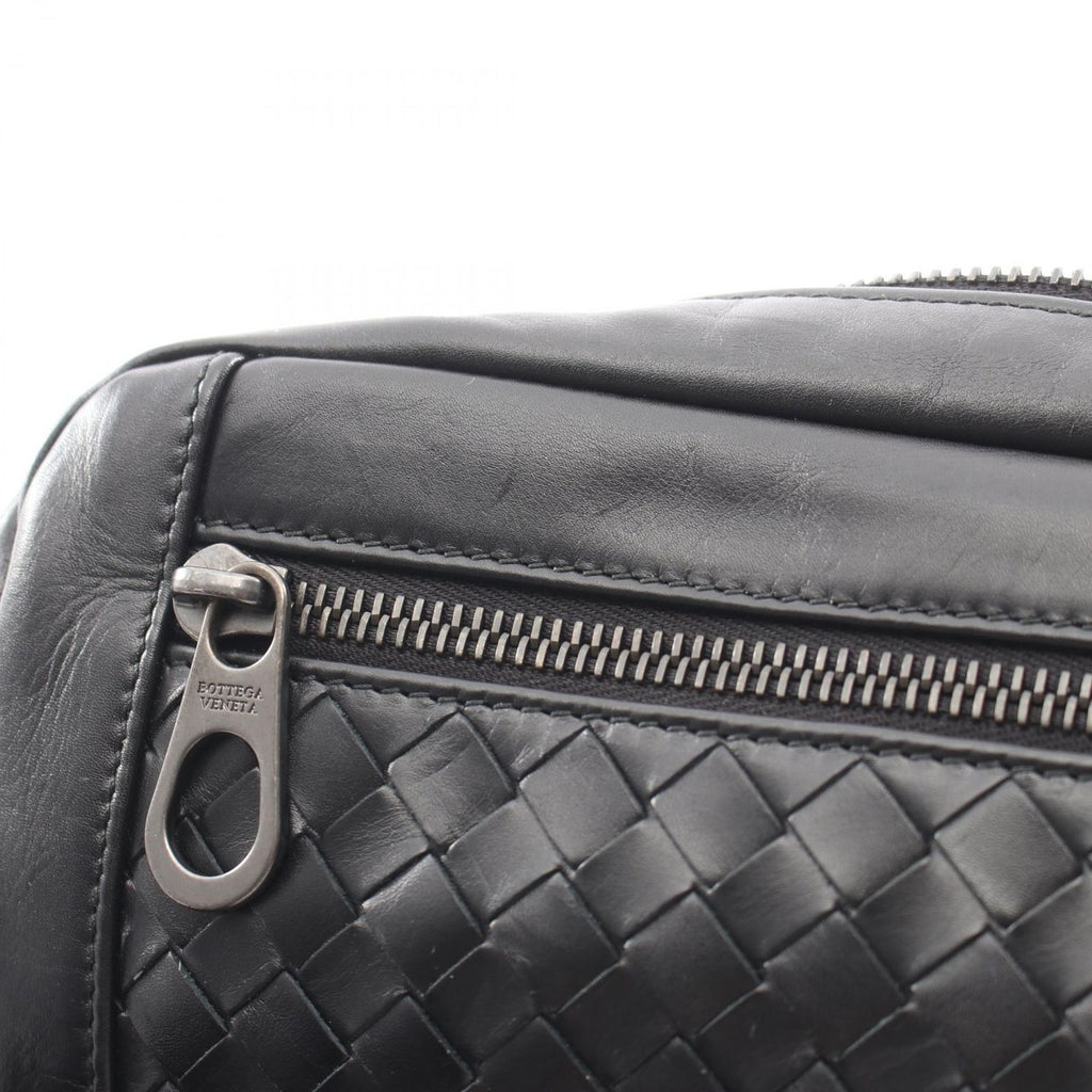 Bottega Veneta Waist Bag Intrecciato Black — view 5