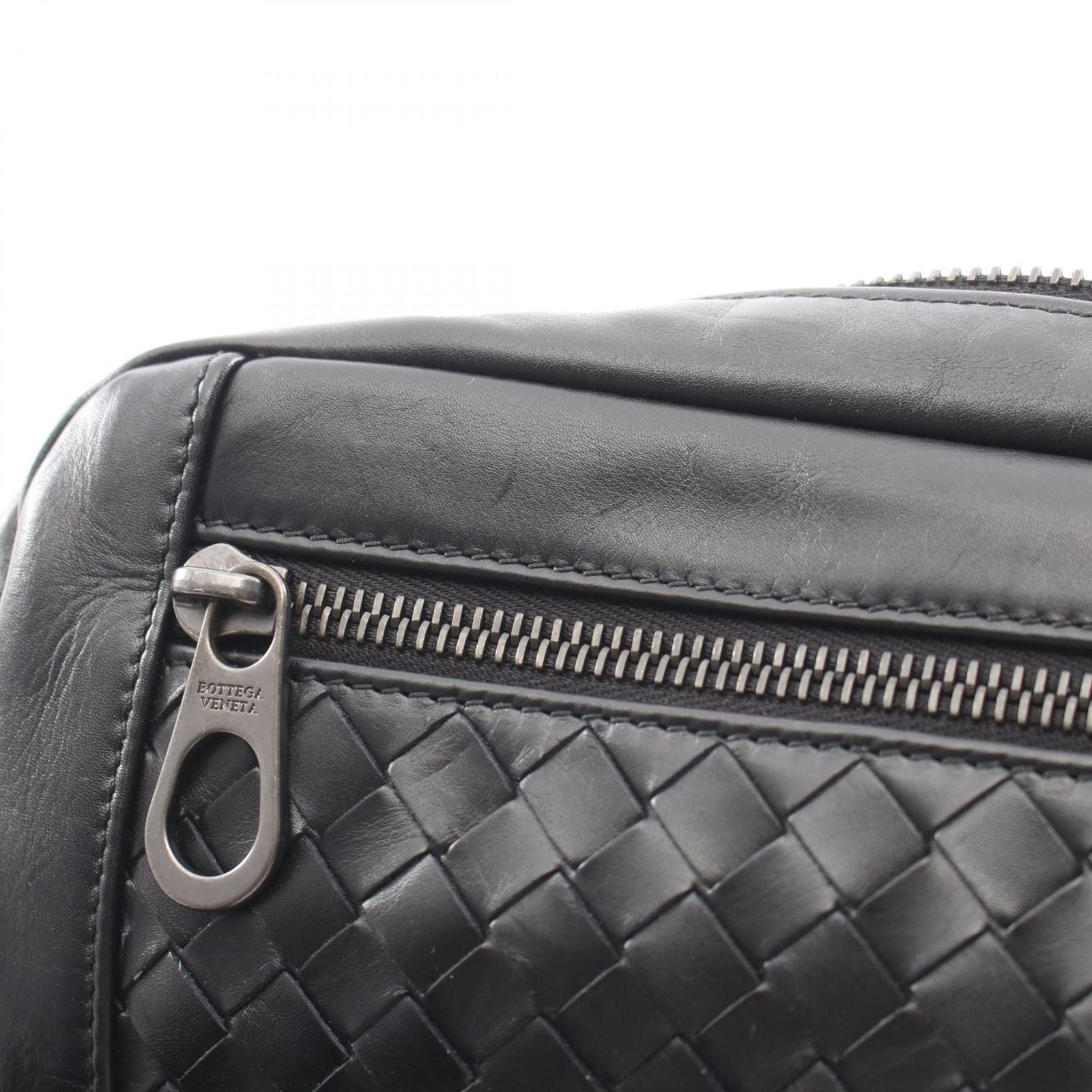 Bottega Veneta Waist Bag Intrecciato Black — view 5