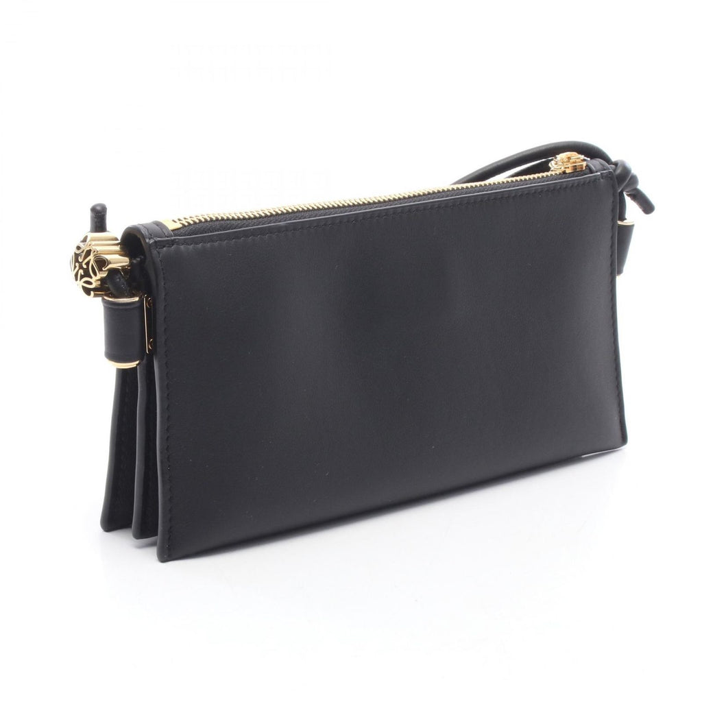 Loewe Shoulder Bag Hoya Pouch Leather — view 2