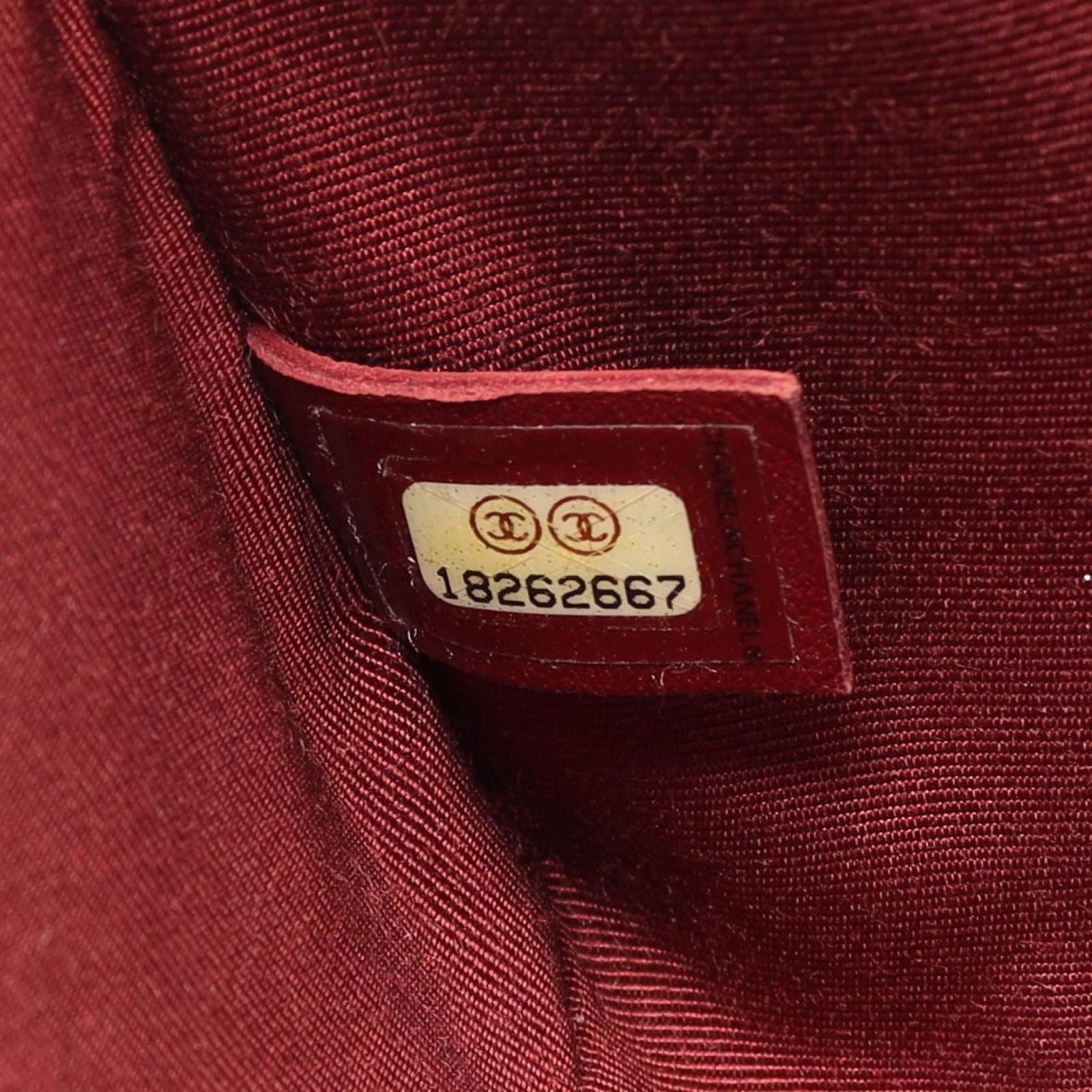 Chanel Shoulder Bag Boy Bordeaux Lambskin Boy Chain — view 5