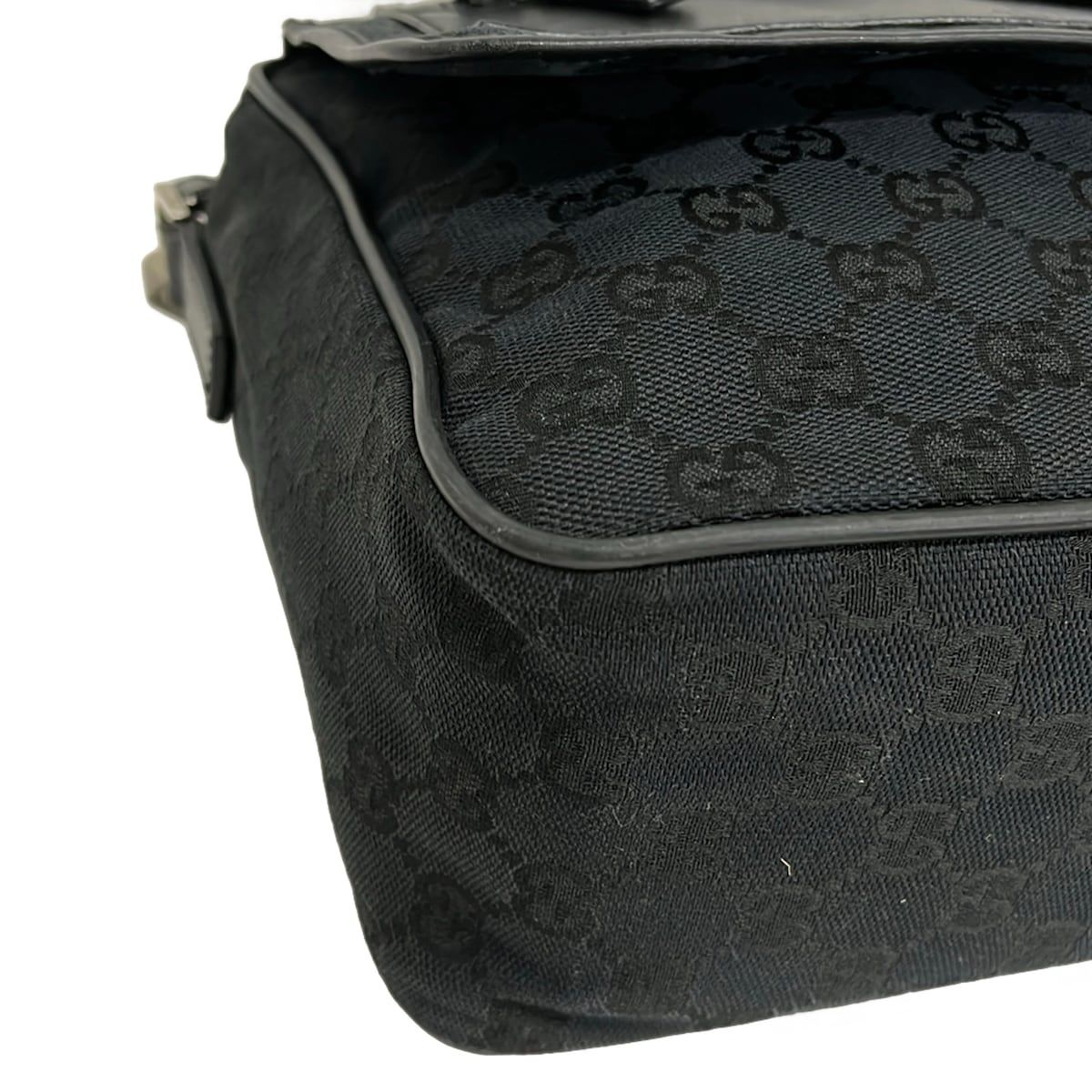 Gucci Shoulder Bag GG Pattern Black Leather — view 6