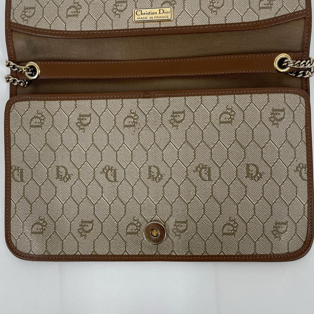 Dior Honeycomb Pattern Chain Shoulder Bag Beige — view 6