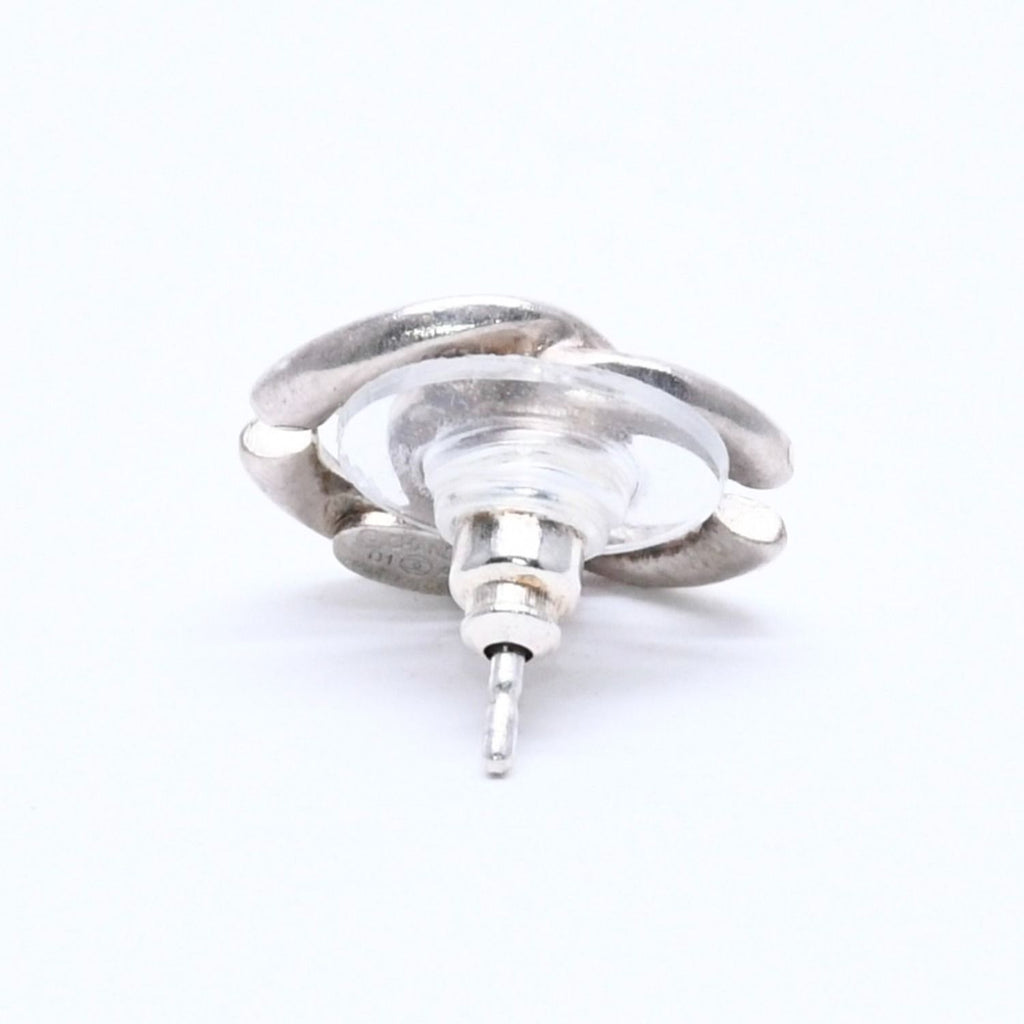 Chanel CC Logo Earrings 01 Metal Silver — view 4