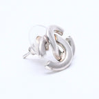 Chanel CC Logo Earrings 01 Metal Silver — view 3
