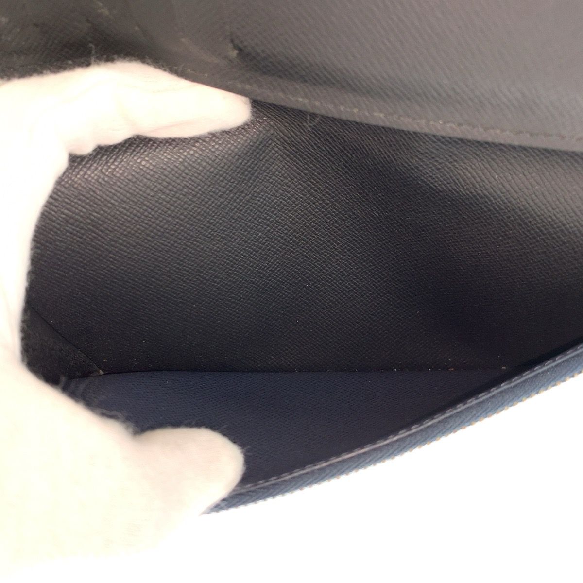 Louis Vuitton Taiga Portefeuille Alexandre Noir Black Wallet — view 5