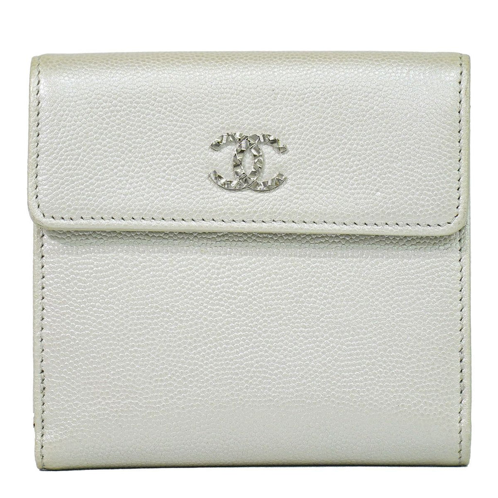 Chanel CC Logo Bifold Wallet Compact Leather Pearl White