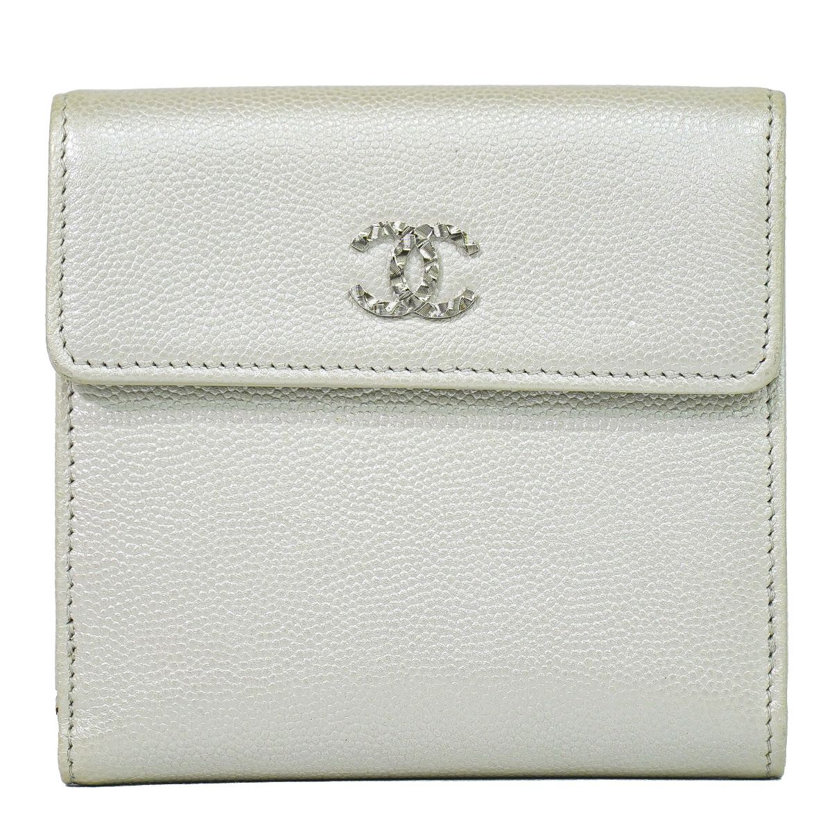 Chanel CC Logo Bifold Wallet Compact Leather Pearl White