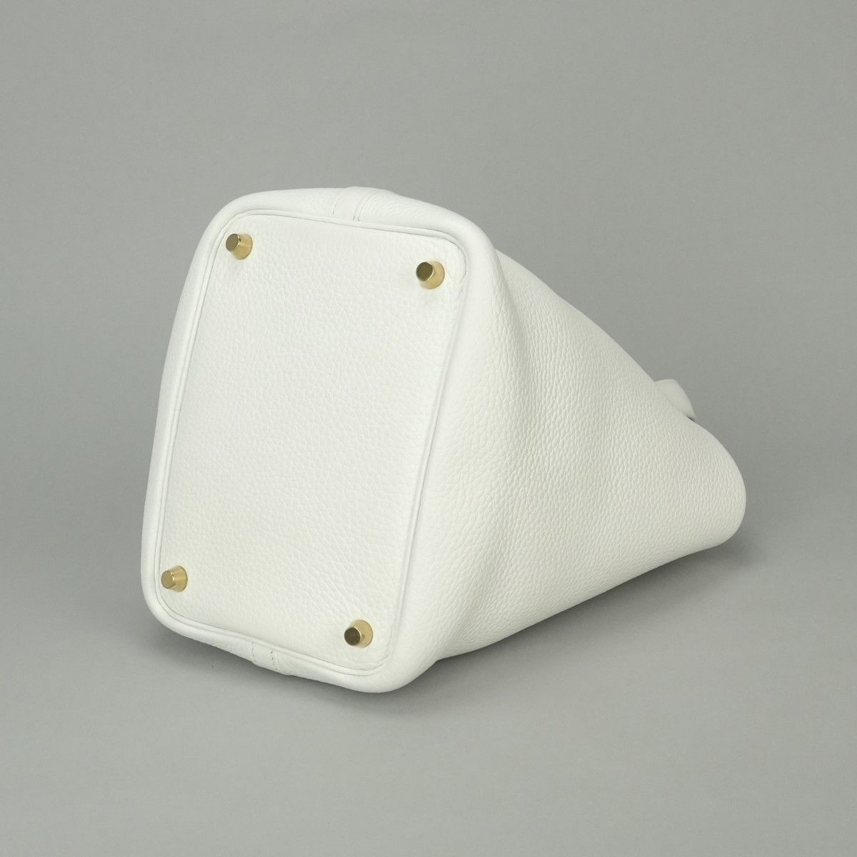 Hermes Picotin Lock PM 18 Tote Taurillon Clemence White Gold — view 4
