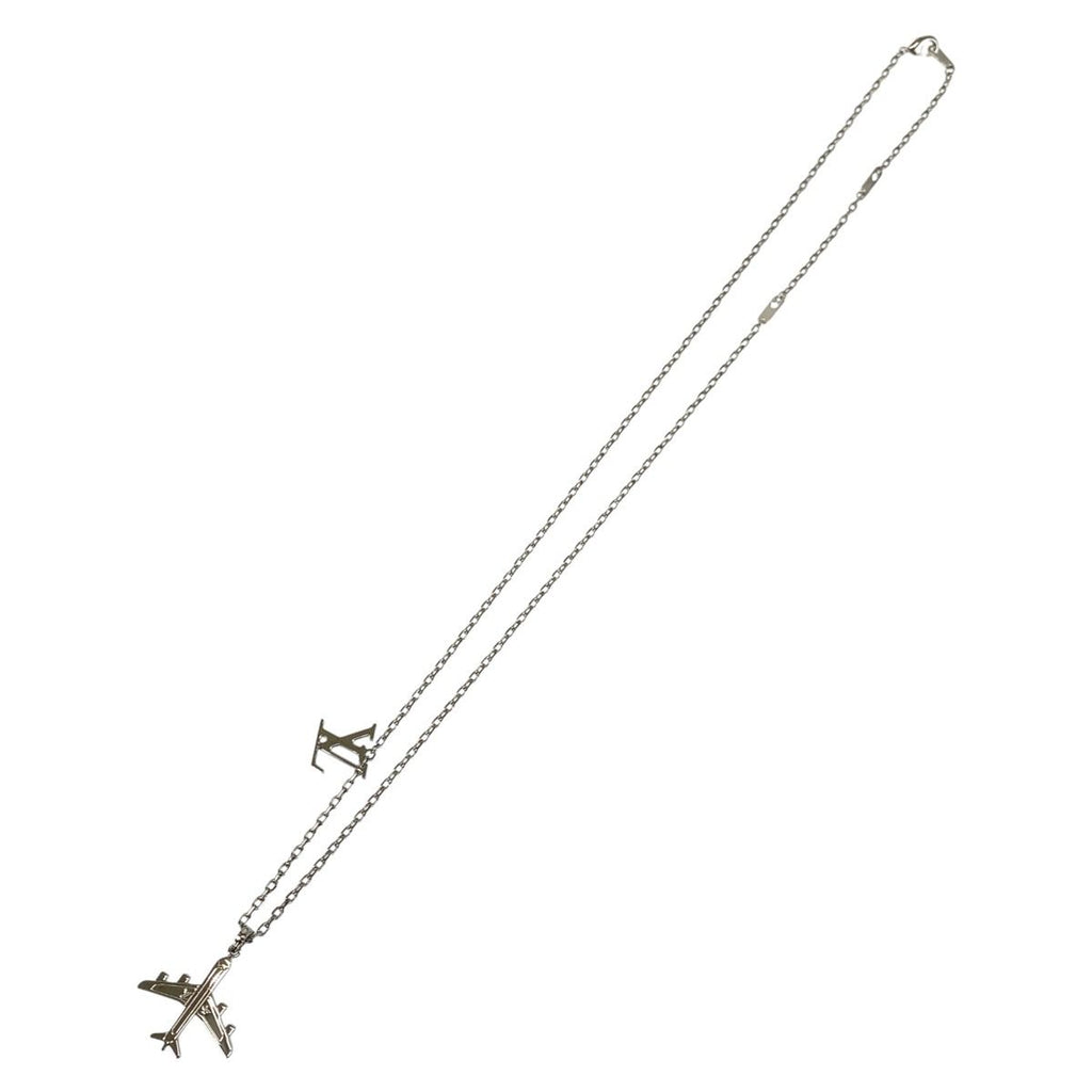 Louis Vuitton Pendant LV Plain Silver Metal Necklace — view 3