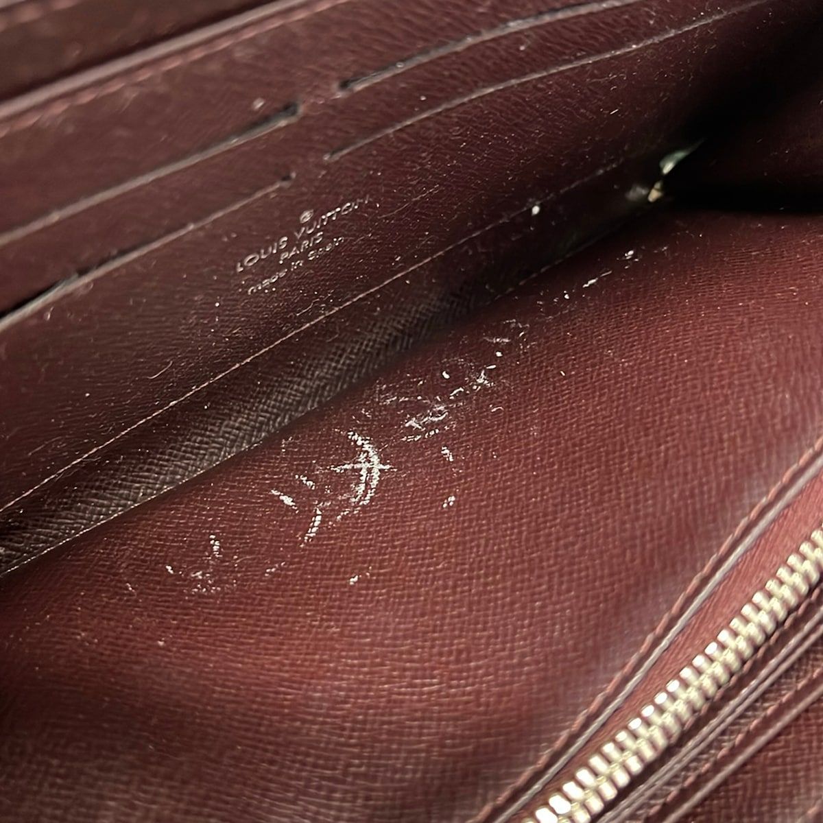 Louis Vuitton Wallet Epi Electric Zippy Amand Leather — view 8
