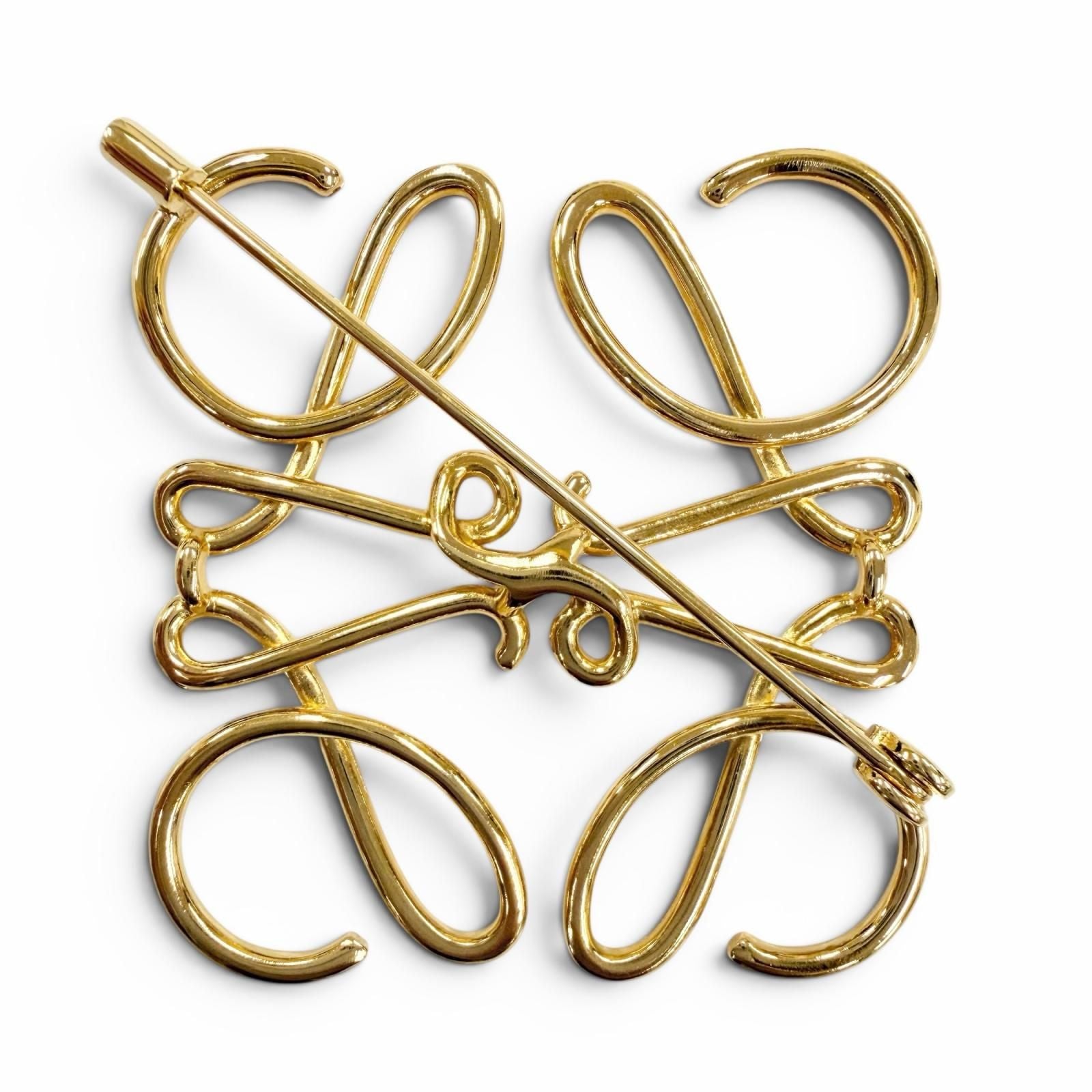 Loewe Metal Anagram Logo 5 cm Brooch Gold — view 4