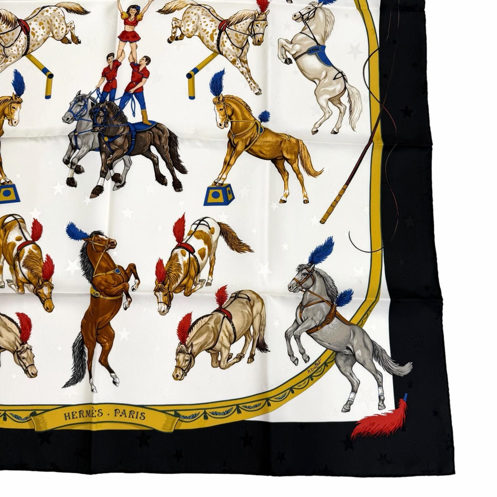 Hermes Carre 90 en Piste on Stage Silk 100% Scarf White Black — view 5