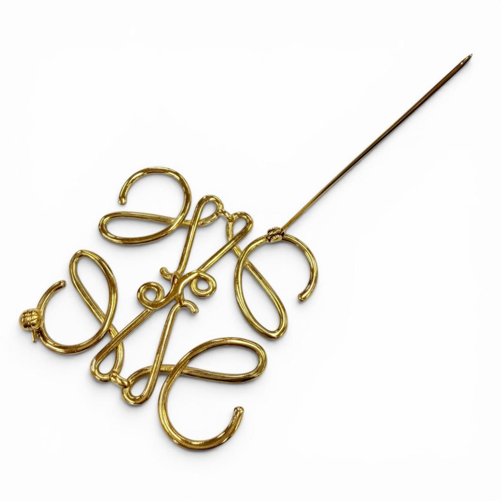 Loewe Anagram Logo Brooch 5 cm Gold — view 4