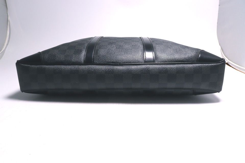 Louis Vuitton Damier Graphite Pdv Leather Business Briefcase — view 3