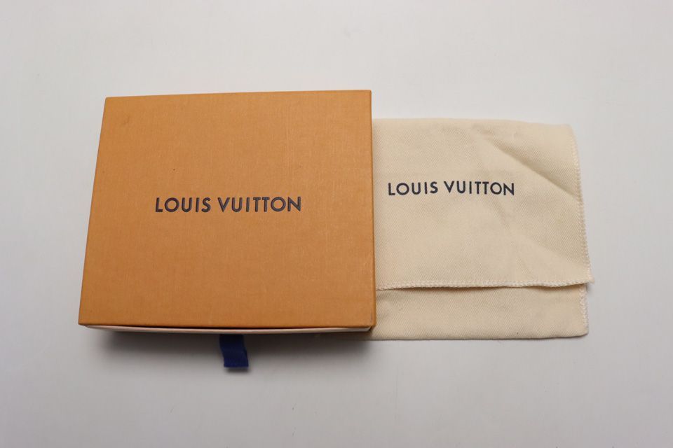 Louis Vuitton Monogram Taurillon Portefeuille Double Compact Leather Trifold — view 8