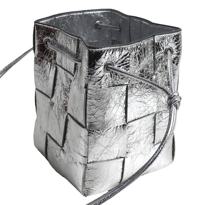 Bottega Veneta Maxi Intrecciato Cassette Small Shoulder Bag Silver — view 2