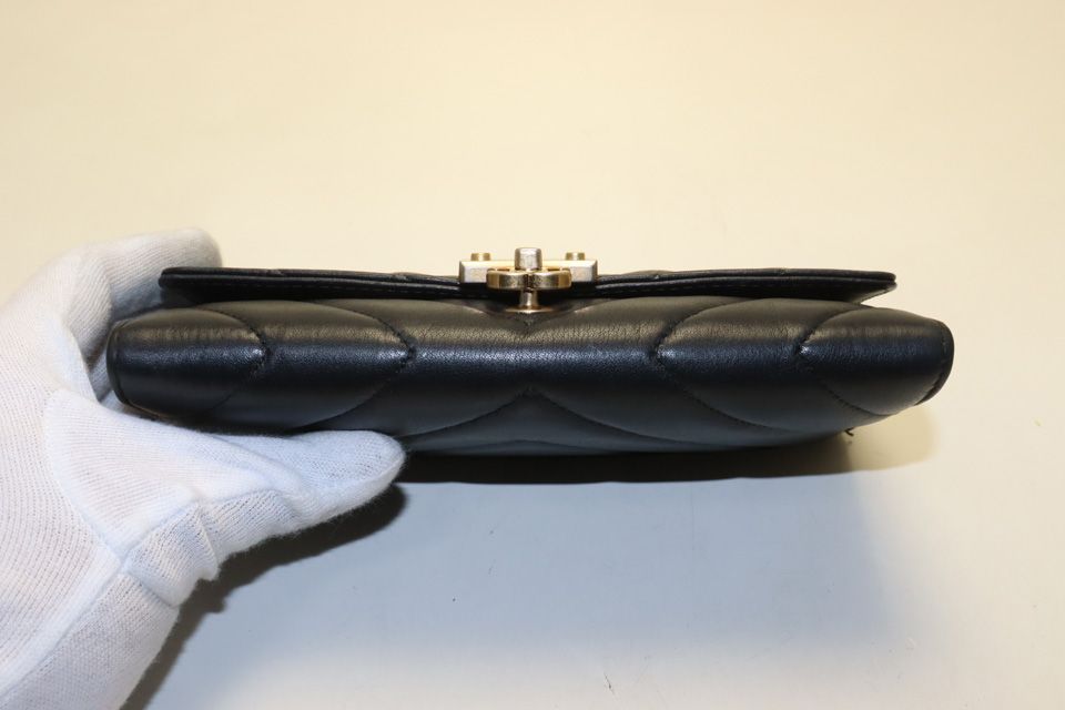 Chanel Chez Blanc GD Leather Bifold Wallet — view 3