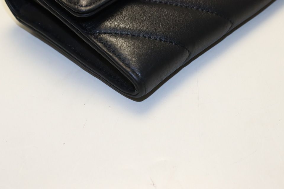 Chanel Chez Blanc GD Leather Bifold Wallet — view 5