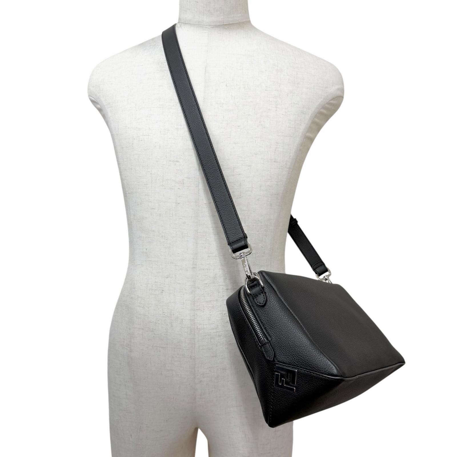 Fendi FF 2-Way 397100 Shoulder — view 2