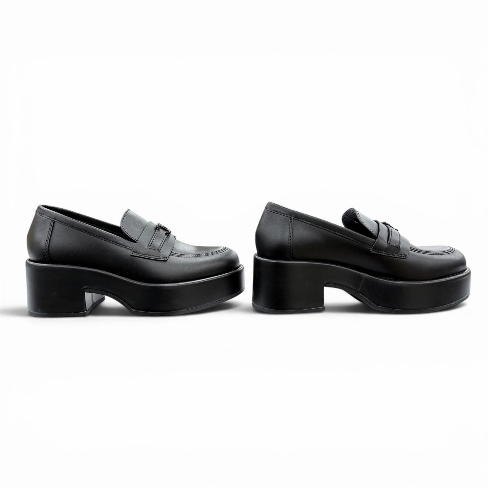 Chanel CC Logo with Thick Sole Leather Loafers Black — view 4