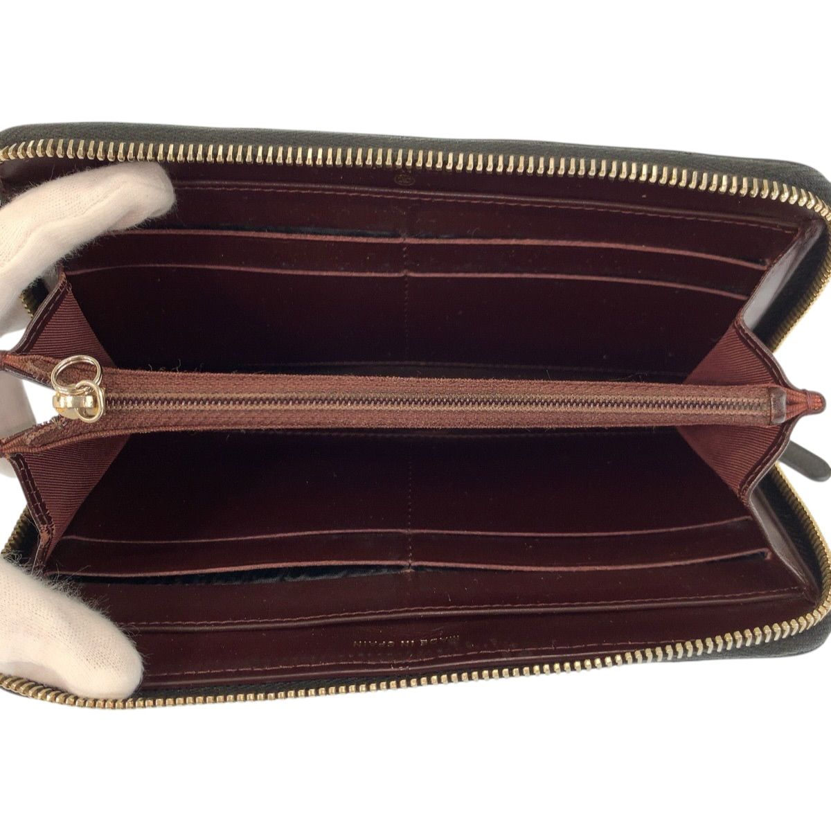 Chanel Quilted CC Logo Black Gold Leather Wallet — view 4