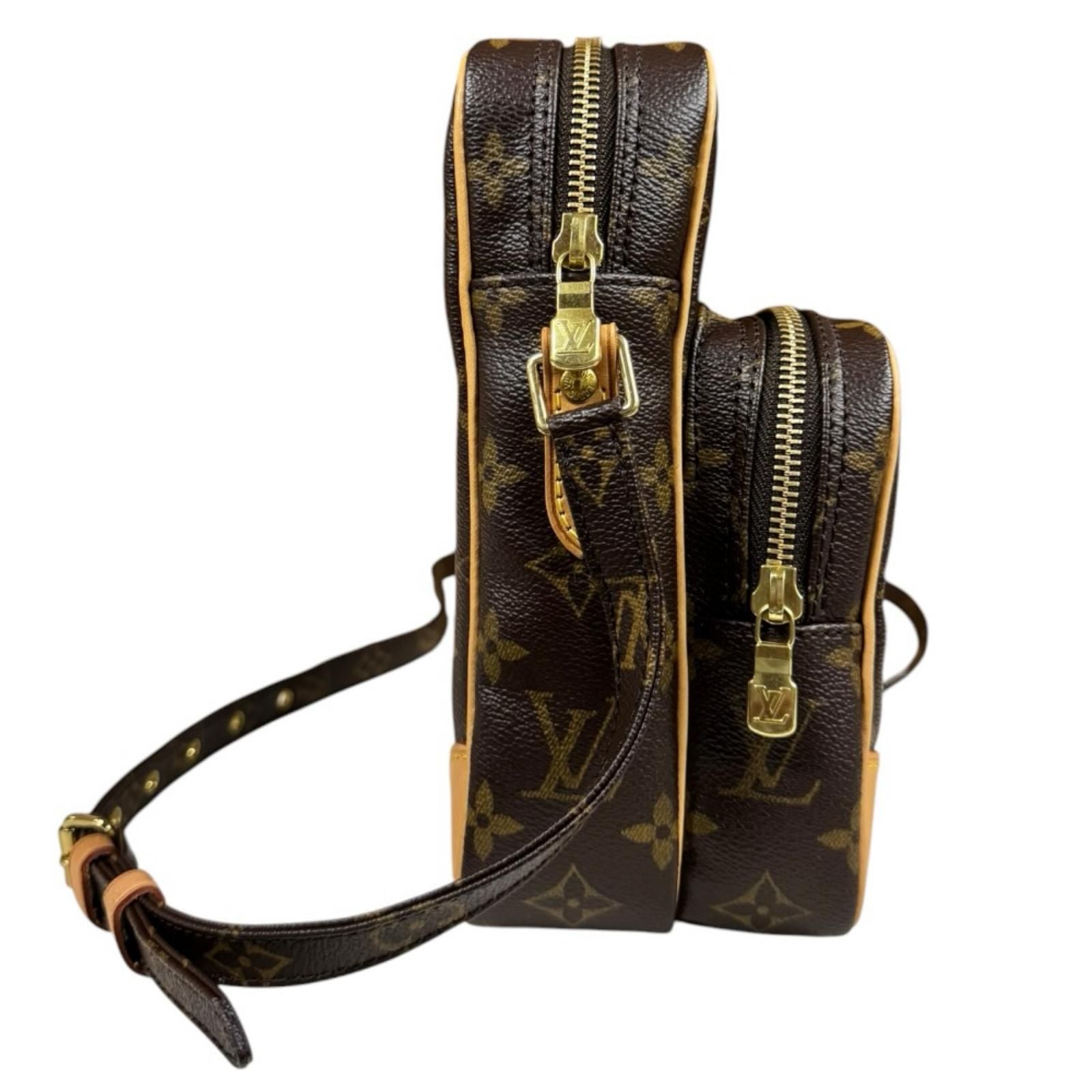 Louis Vuitton Amazon Monogram Shoulder Bag Canvas Brown — view 4