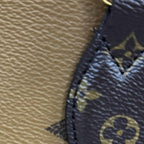 Louis Vuitton On The Go PM Monogram Giant Shoulder Bag Brown — view 9