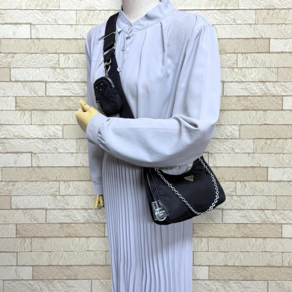 Prada Re Edition Shoulder Bag Nylon Black — view 2
