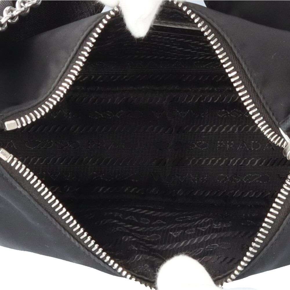 Prada Re Edition Shoulder Bag Nylon Black — view 8