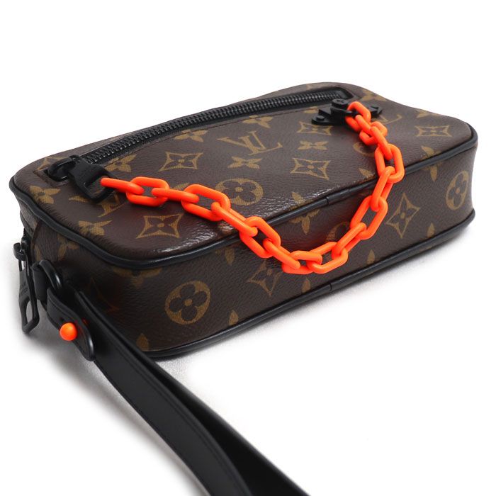 Louis Vuitton Pochette Volga Clutch Monogram Brown — view 3
