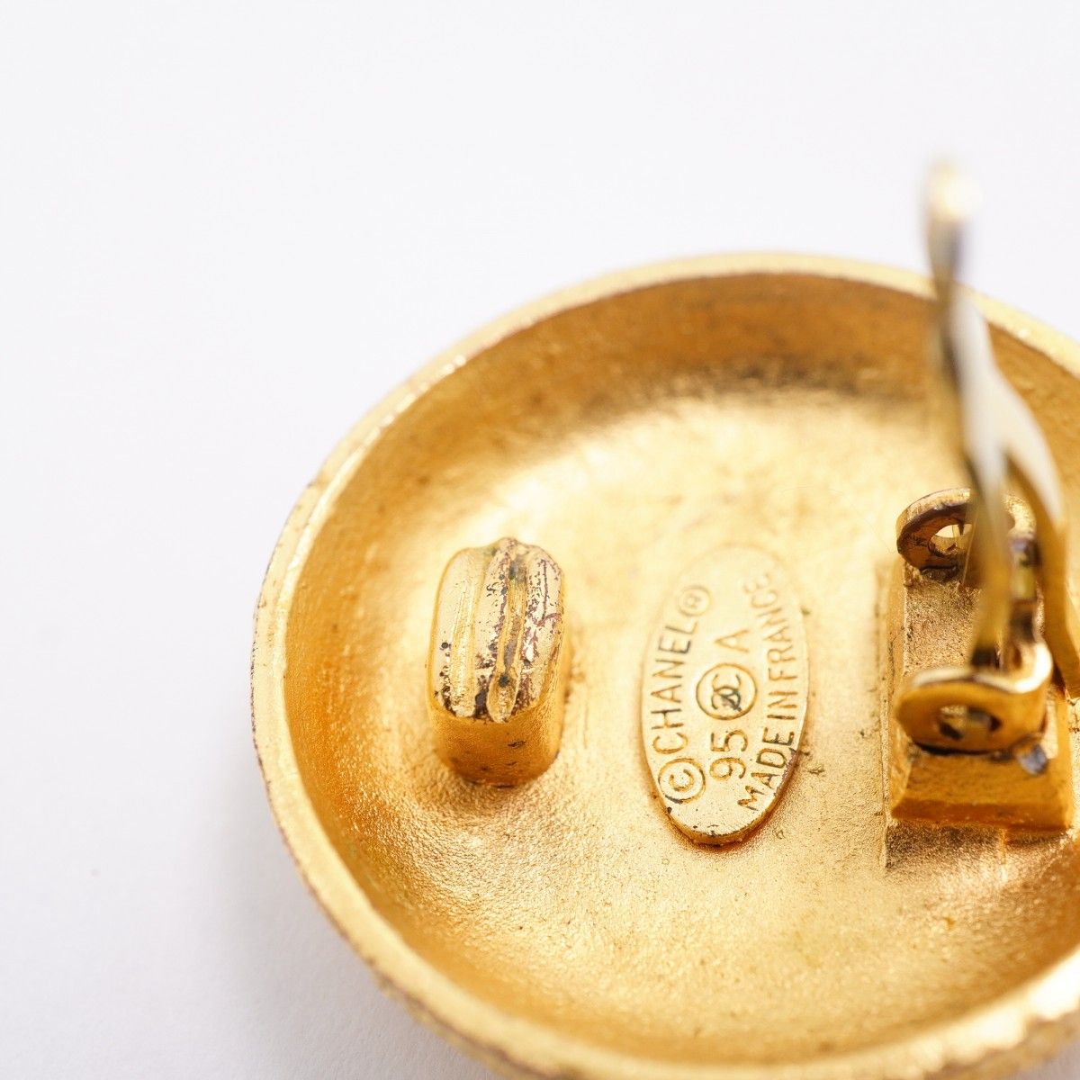 Chanel Earrings Vintage CC Logo Round — view 6