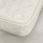 Chanel Shoulder Bag Quilted Lambskin White Gold — view 6
