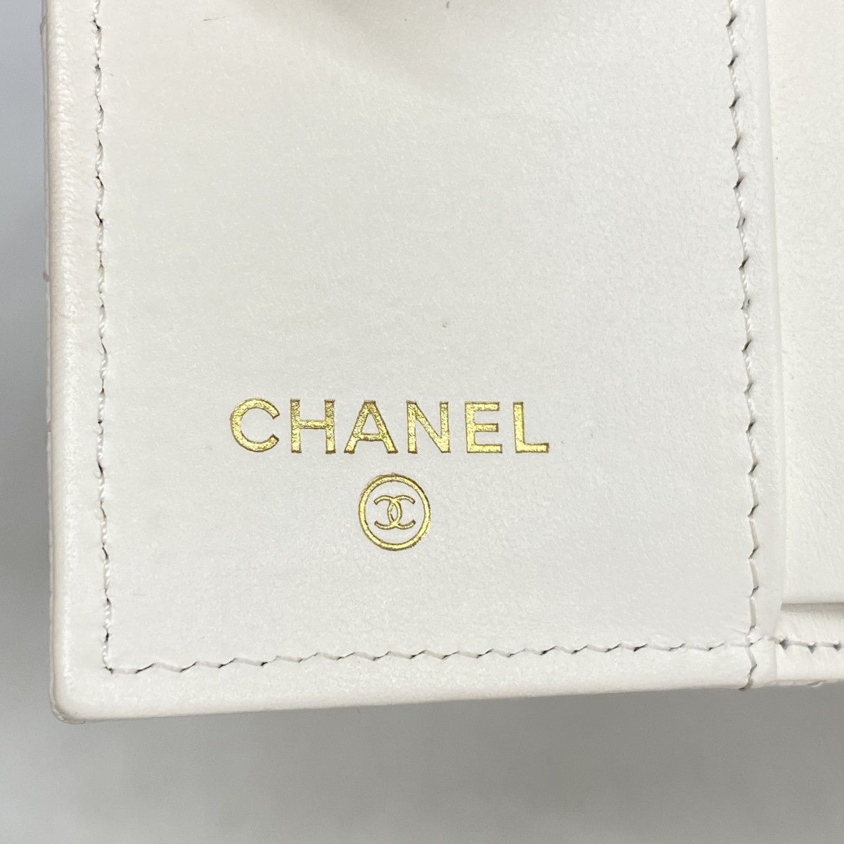 Chanel Trifold Wallet Quilted Caviar Leather White Champagne Gold — view 4