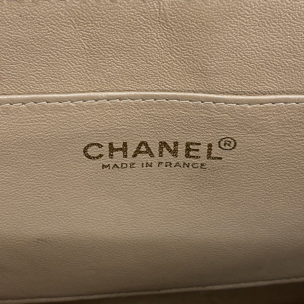 Chanel Shoulder Bag 2.55 Choco Bar Lambskin Light Brown Gold — view 5